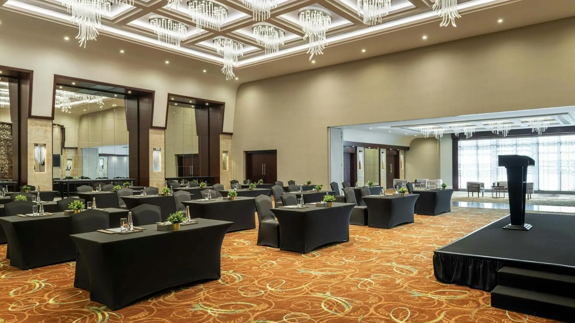 Otel Renaissance Business Bay Hotel, Dubai