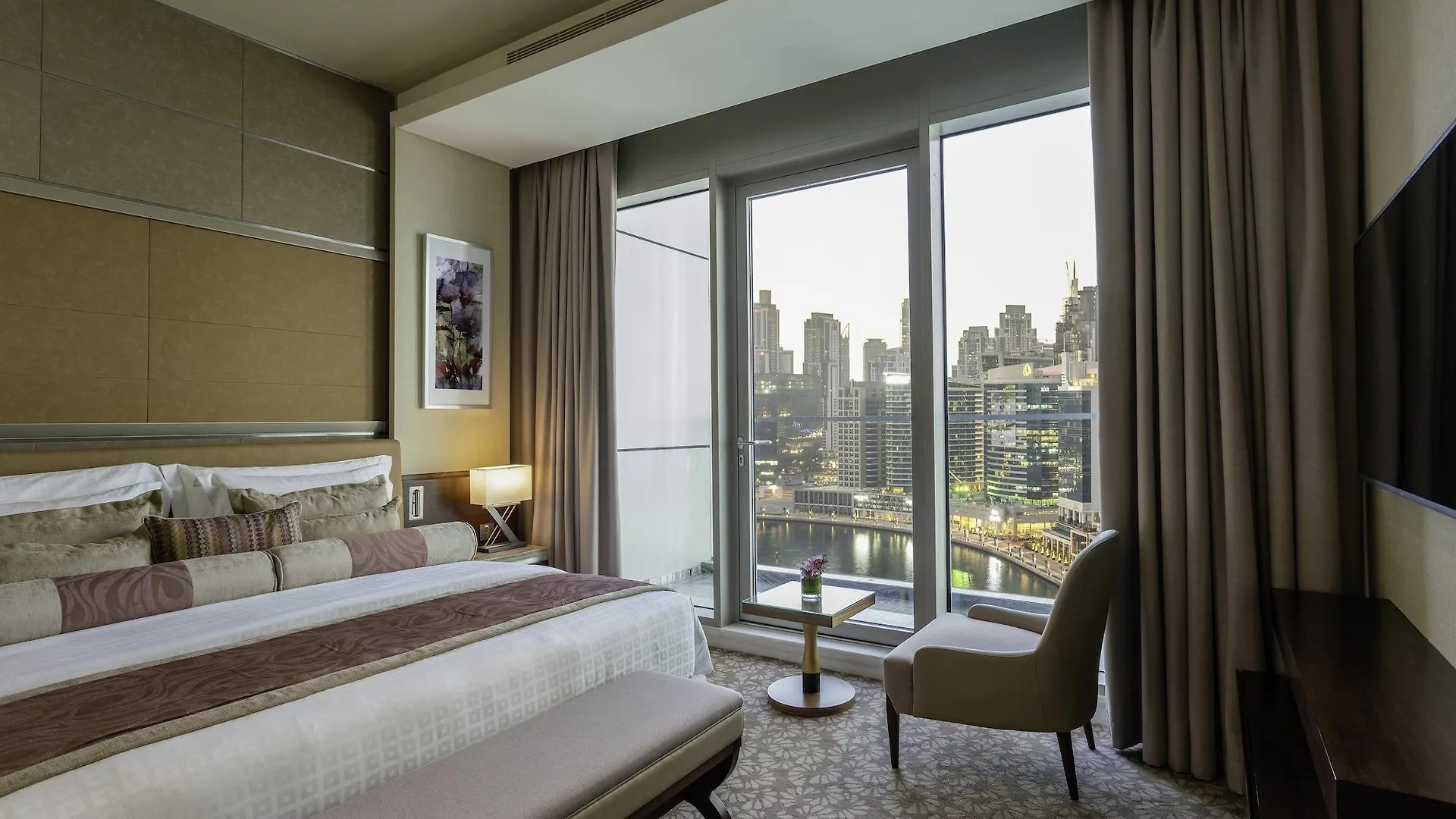 Renaissance Business Bay Hotel, Dubai United Arab Emirates