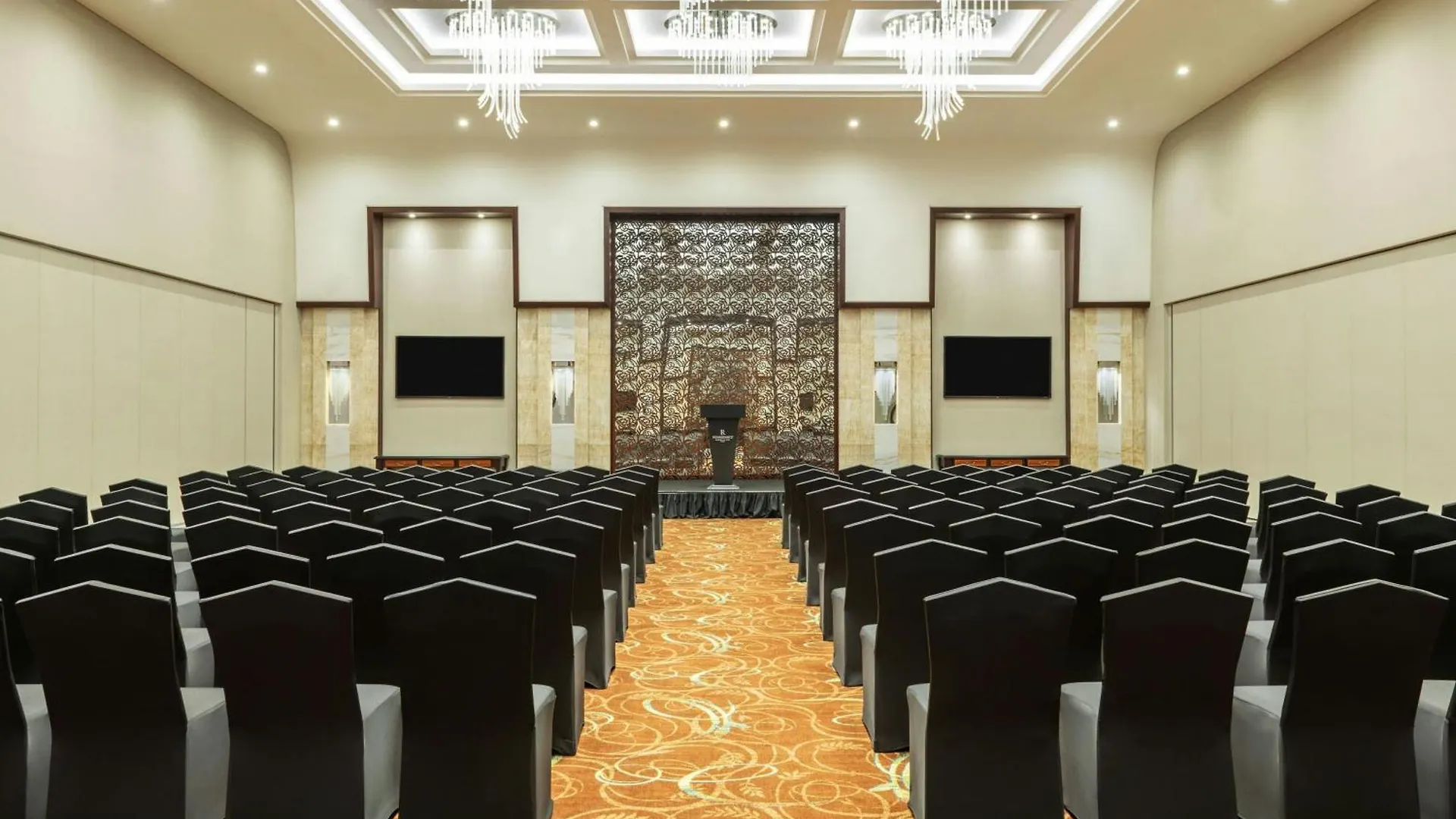 ***** Hotel Renaissance Business Bay Hotel, Dubai United Arab Emirates