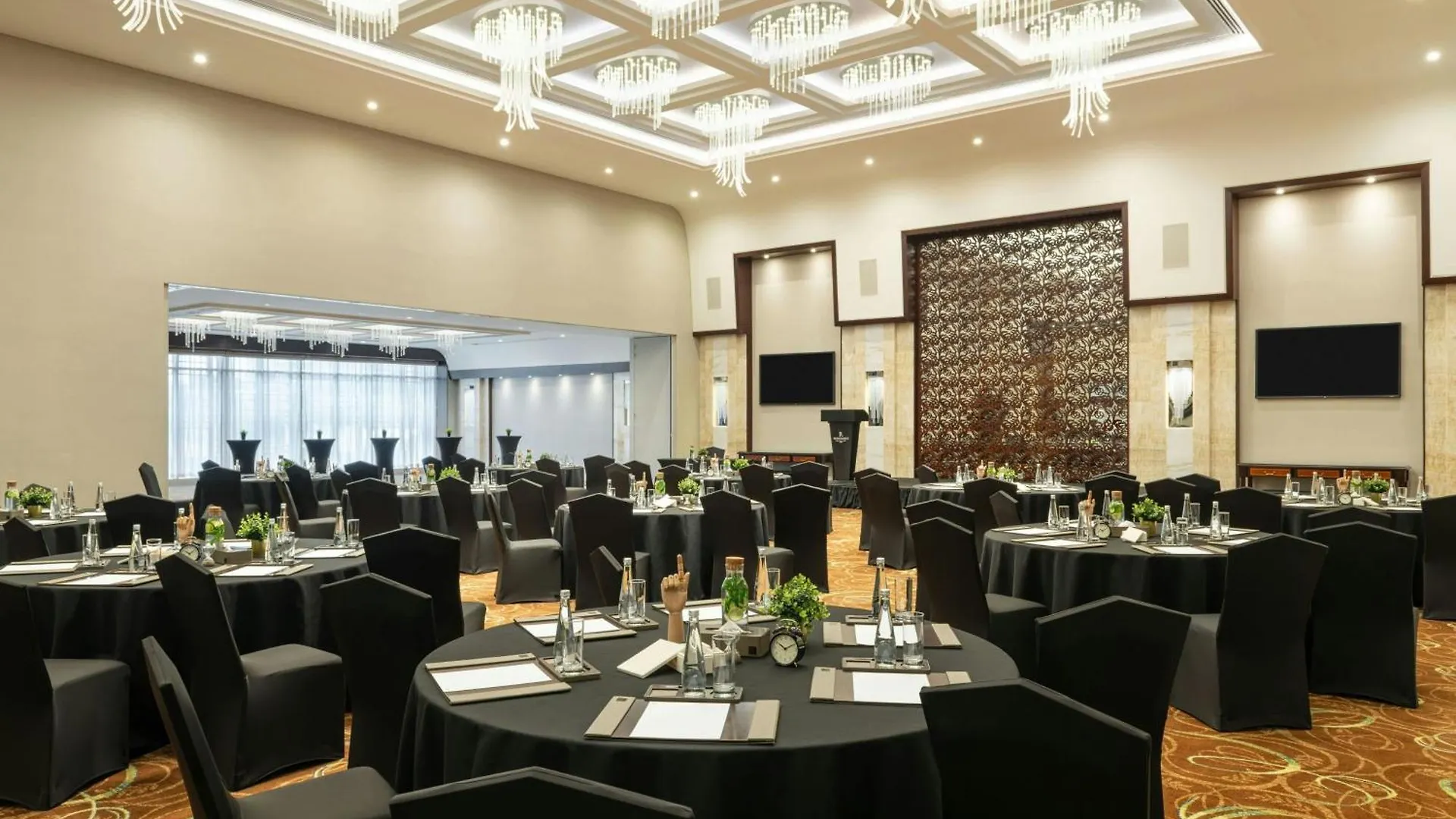 Hotel Renaissance Business Bay Hotel, Dubai