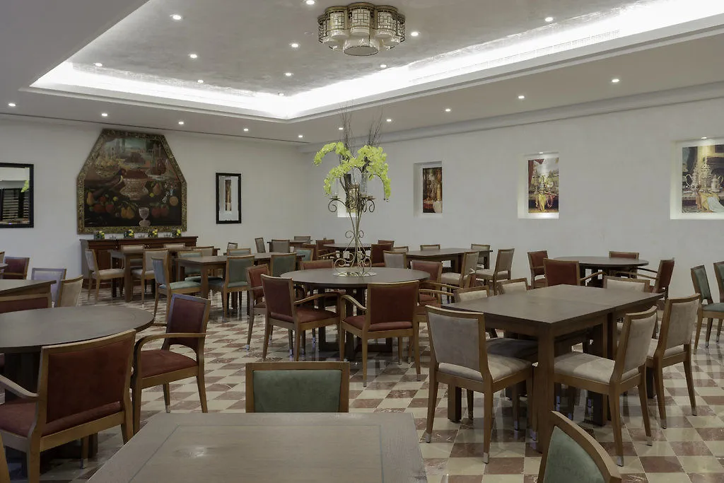 ***** מלון Renaissance Business Bay Hotel, דובאי איחוד האמירויות הערביות