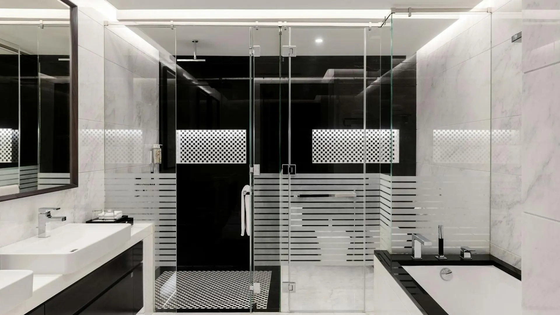 Renaissance Business Bay Hotel, Dubai