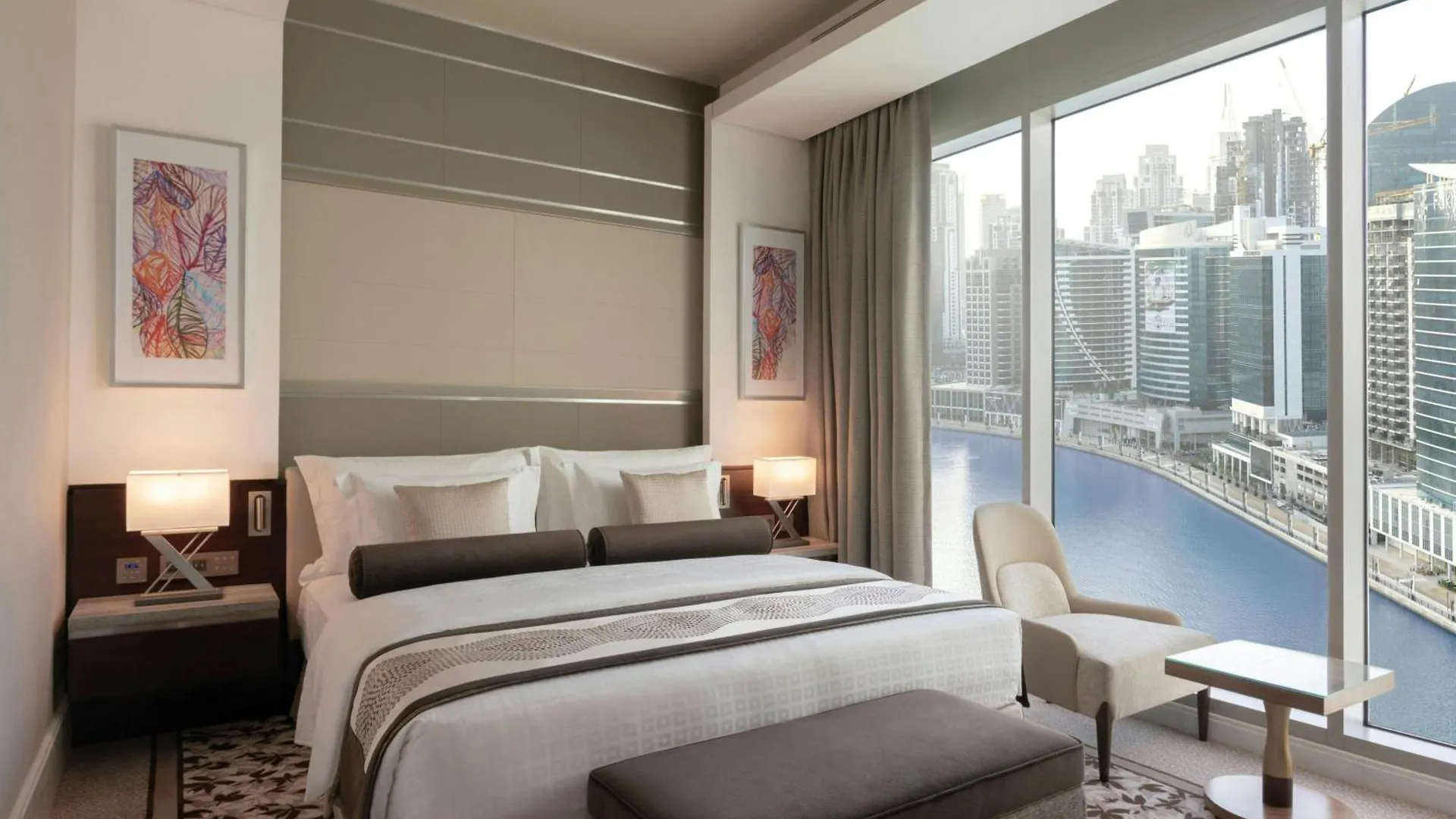 Renaissance Business Bay Hotel, Dubai 5*,  United Arab Emirates
