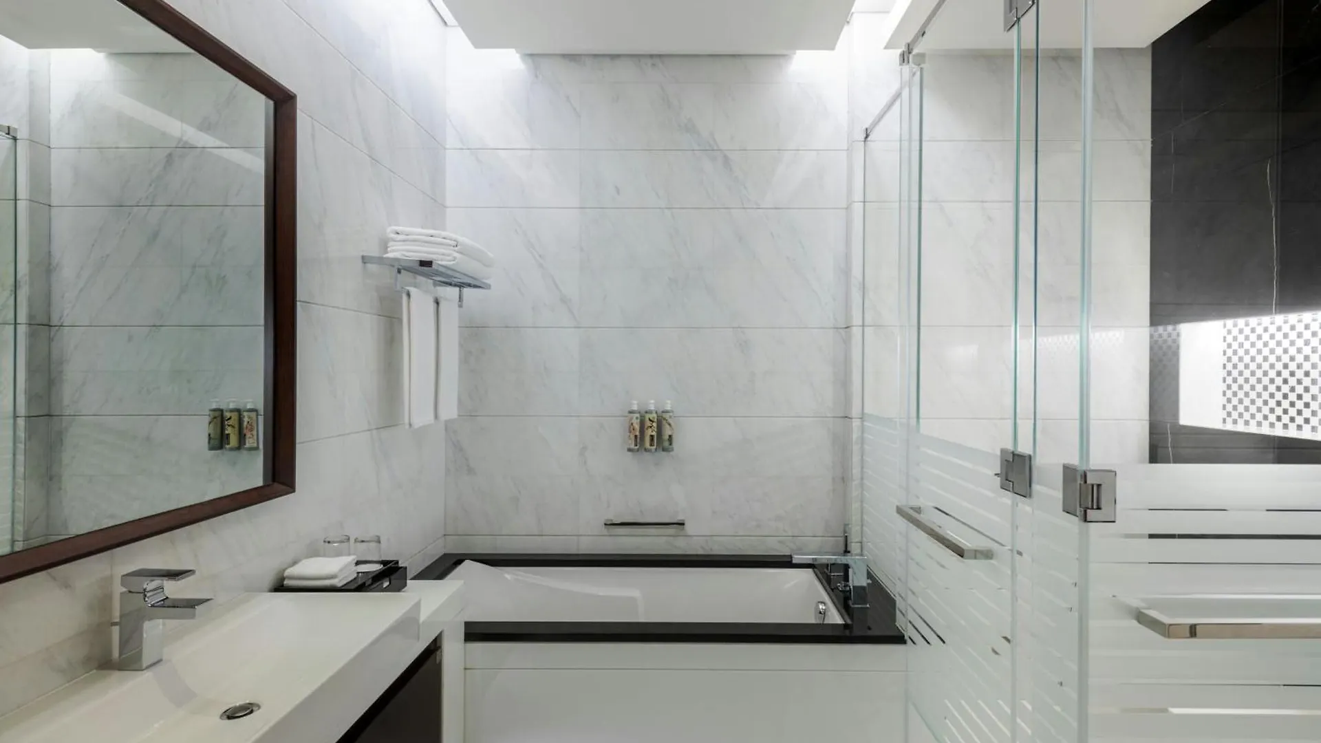 ***** Hotel Renaissance Business Bay Hotel, Dubai United Arab Emirates